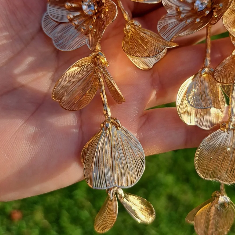 Zara Gold Floral Statement Earrings New!!! - Picture 5 of 11